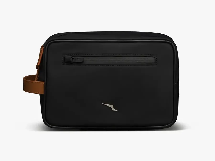Wolf & Shepherd ChatGPT ad — Medium Dopp Kit - Black