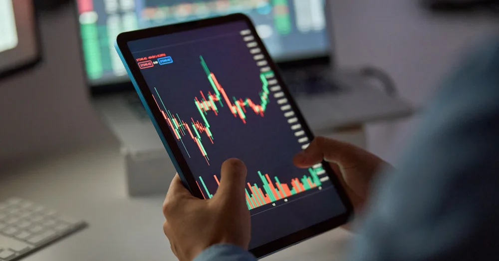BestMoney ChatGPT ad — Start Investing with Confidence