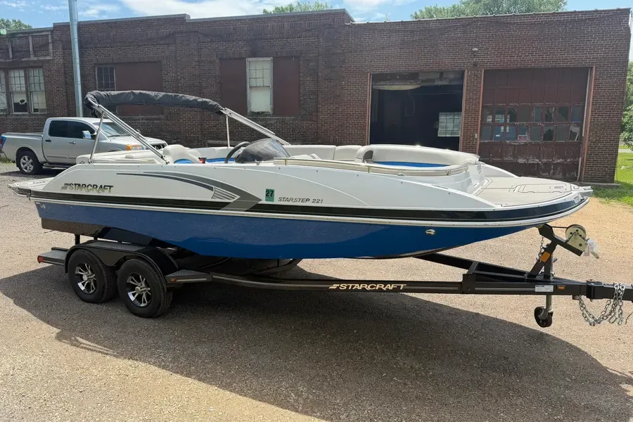 Boat Trader ChatGPT ad — 2022 Starcraft Star Step 221 in Gaming & eSports