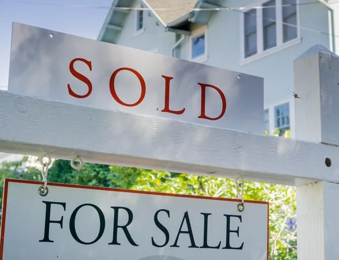 RealEstateAgents.com ChatGPT ad — We've researched local real estate agents in Real Estate