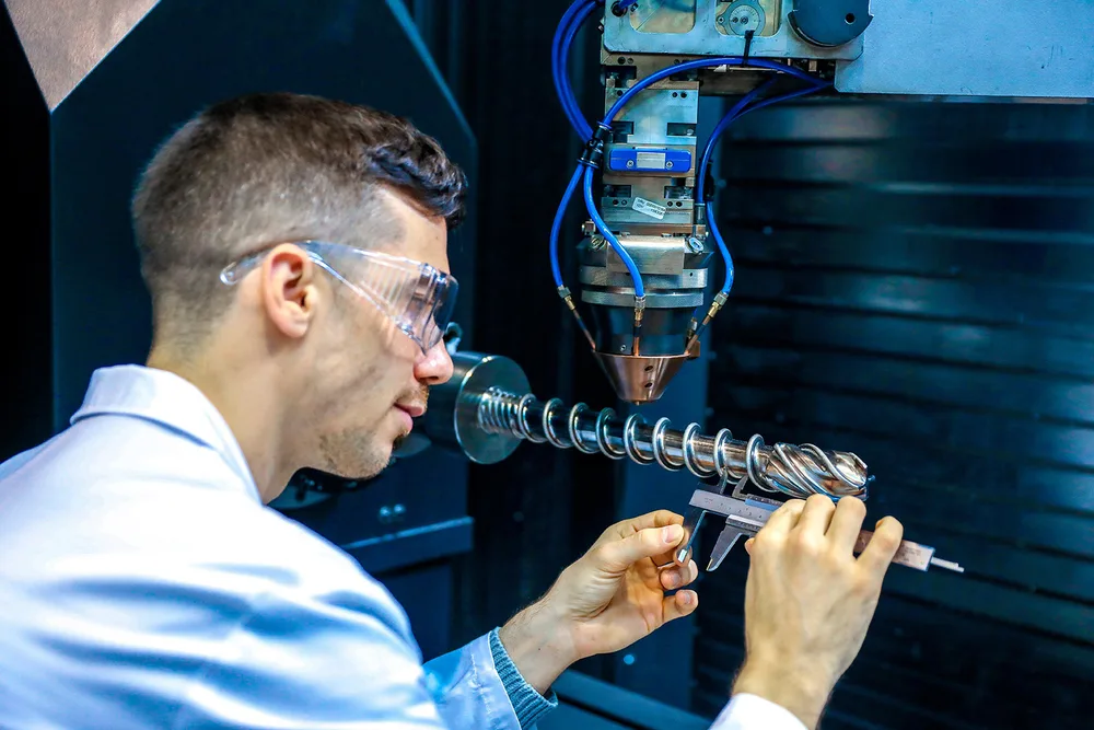 MSC Industrial Supply ChatGPT ad — Top Digital Calipers in Automotive & Mobility