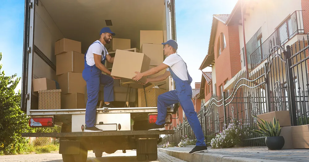 Top10.com ChatGPT ad — Best Out Of State Moving 2026 in Real Estate