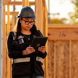 Buildertrend ChatGPT ad — All-in-one construction tech