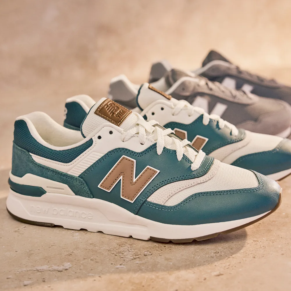 DSW ChatGPT ad — Shop Men's New Balance Shoes Deals