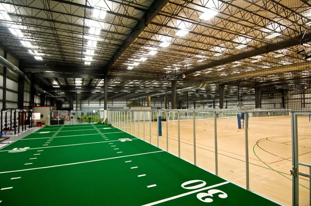 Metal America ChatGPT ad — Hangars, Gyms, Warehouses in Real Estate