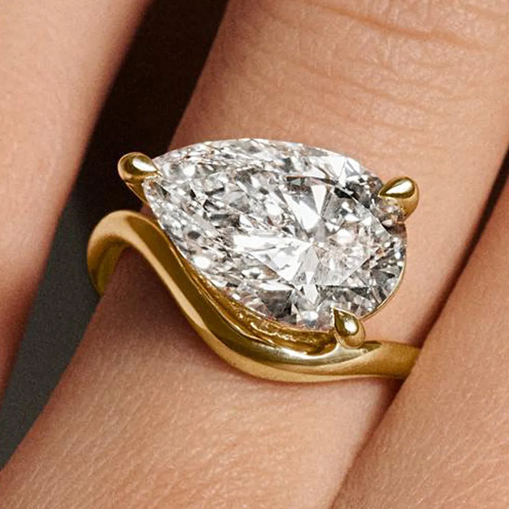 Brilliant Earth ChatGPT ad — Online Diamond Store