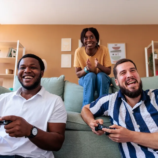 AT&T ChatGPT ad — Game with Fast Internet