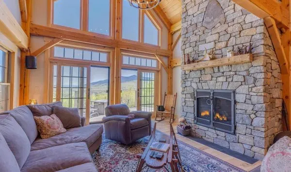 JamesEdition ChatGPT ad — NH Timber Frame Mountain Home in Real Estate