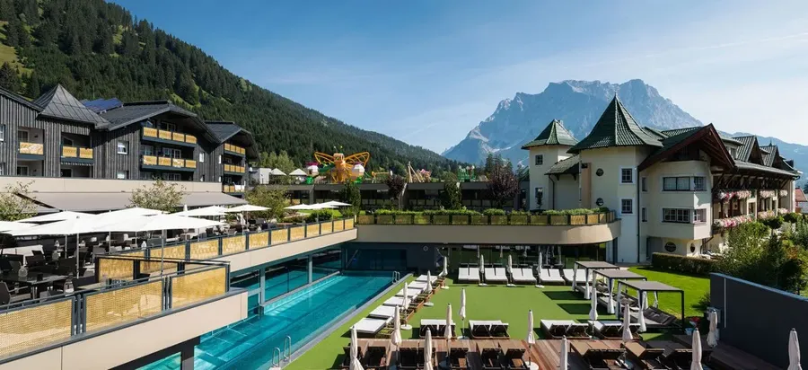 Familux Resorts ChatGPT ad — Nature activities