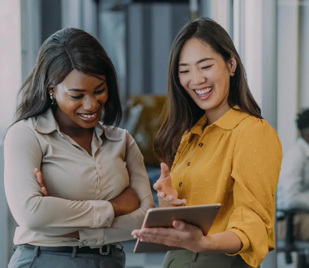 Momentive Software ChatGPT ad — YourMembership AMS Software in Business Consulting