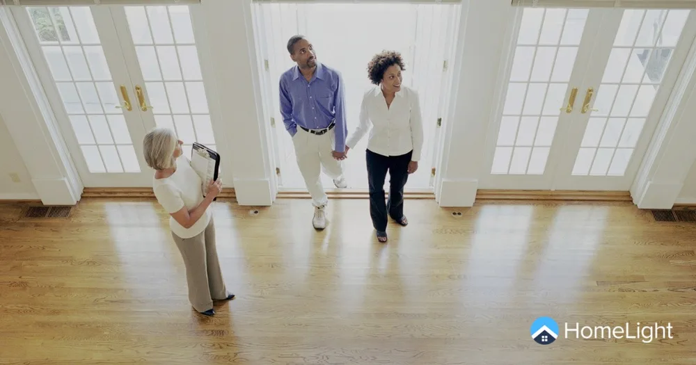 HomeLight, Inc ChatGPT ad — The Top 5% of Real Estate Agents Sell for 10% More in Real Estate
