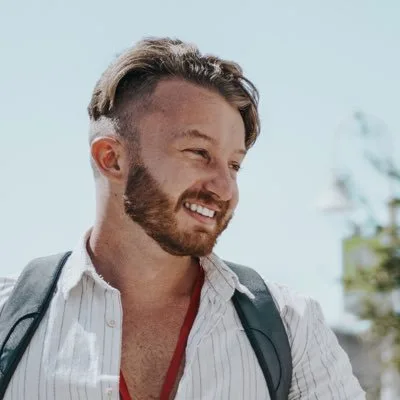 Client Ascension ChatGPT ad — Free Training: Build an AI-Assisted Agency in Business Consulting