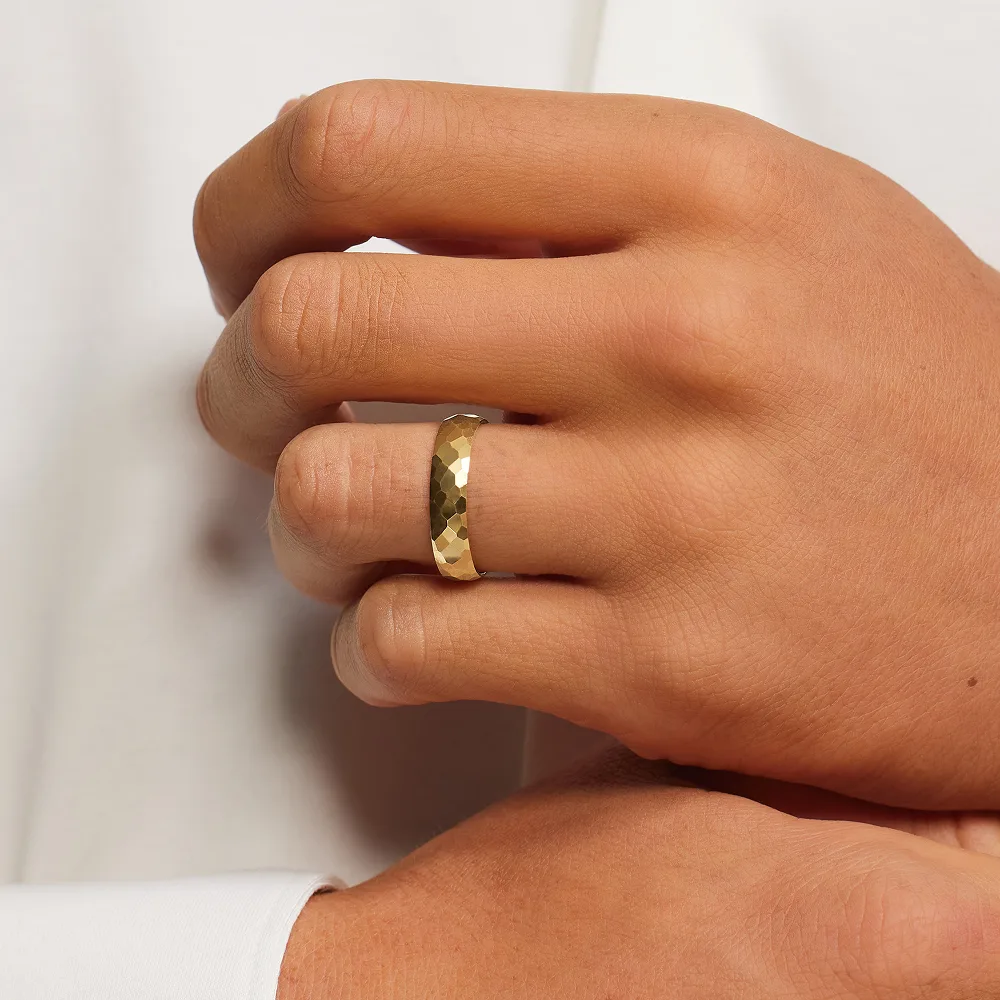 Brilliant Earth ChatGPT ad — Tungsten Rings in Jewelry & Watches