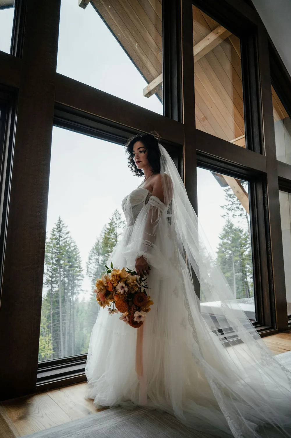 Montana Luxury Escapes, LLC ChatGPT ad — Get Married & Stay in a Private Estate