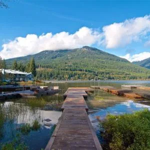Booking.com ChatGPT ad — Whistler Ski Resorts